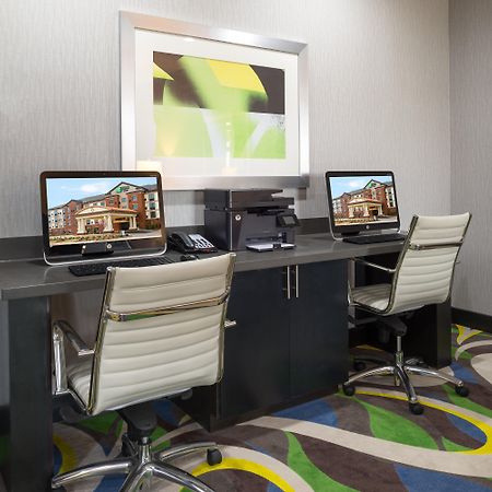 Holiday Inn Express And Suites Norman By Ihg Екстер'єр фото